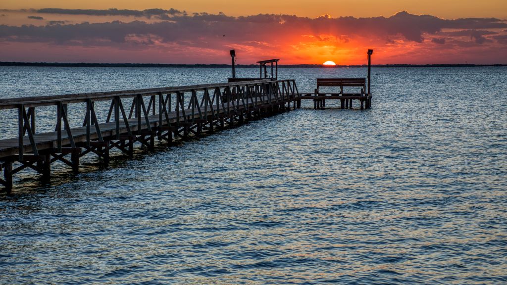 Make the Outdoors Your Business Rocky Fork helps you find scenic, income-producing businesses that offer both adventure and opportunity. Baffin Main